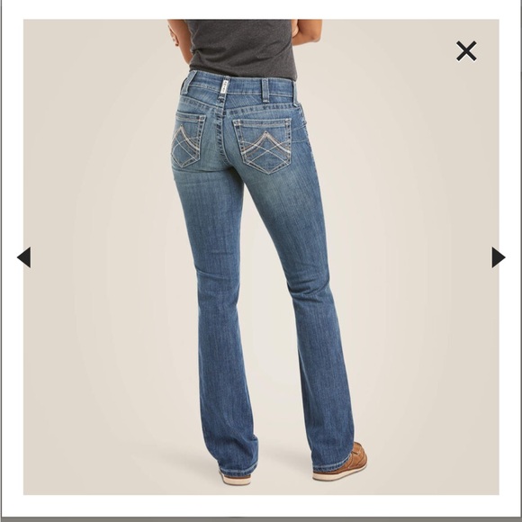 Ariat Denim - NWT! Women's Ariat Midrise straight leg jeans